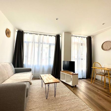 Bel Appartement En Plein Centre Ville Limoges Esterno foto