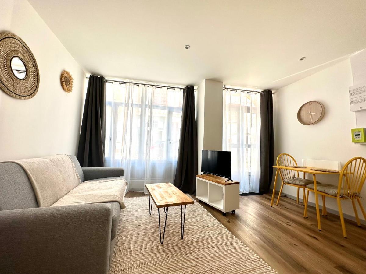 Bel Appartement En Plein Centre Ville Limoges Esterno foto