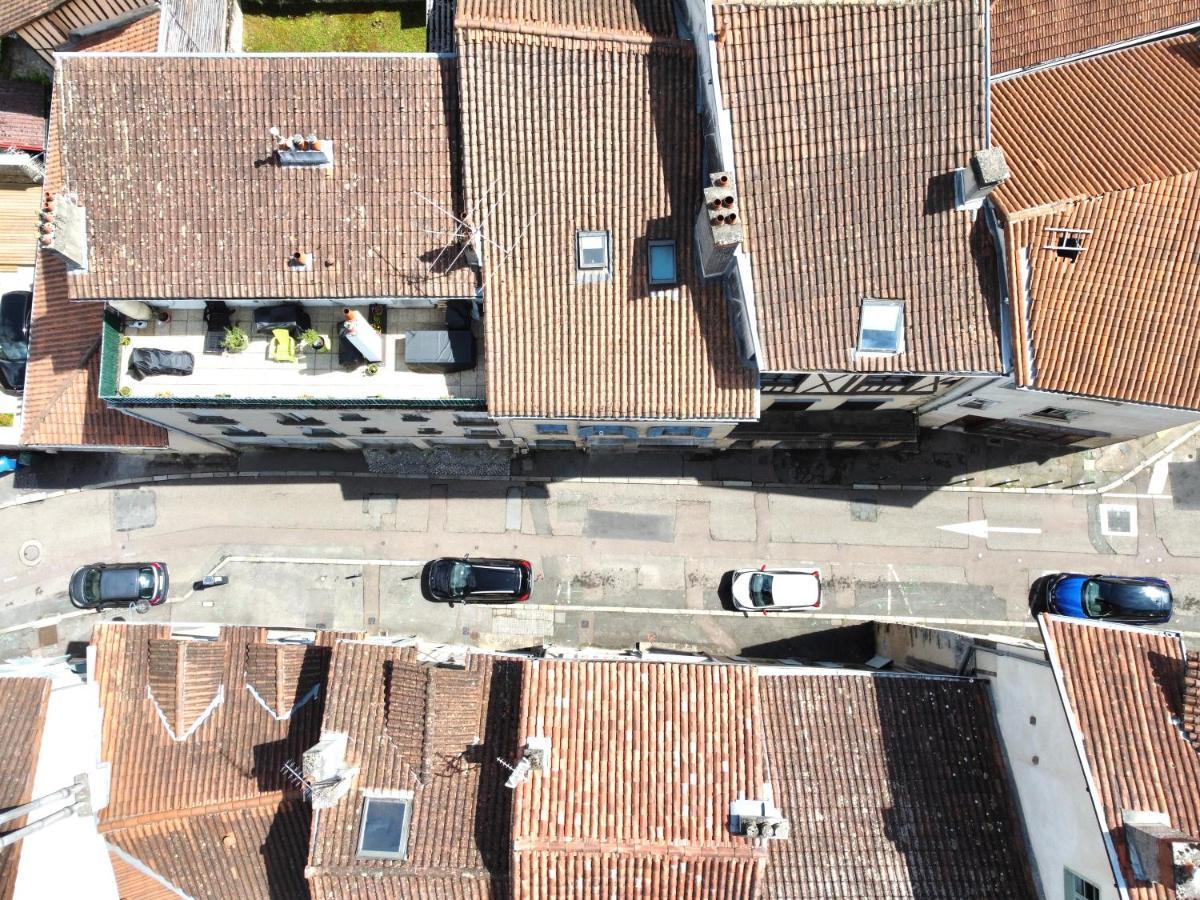 Bel Appartement En Plein Centre Ville Limoges Esterno foto